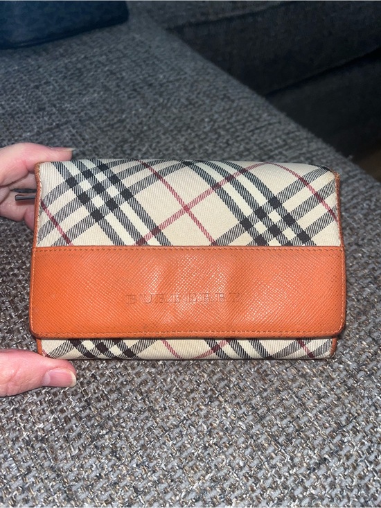 Burberry Handbags - Burberry Nova Check Wallet